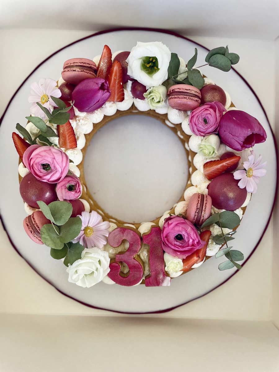 Cream Tart Flowers 3