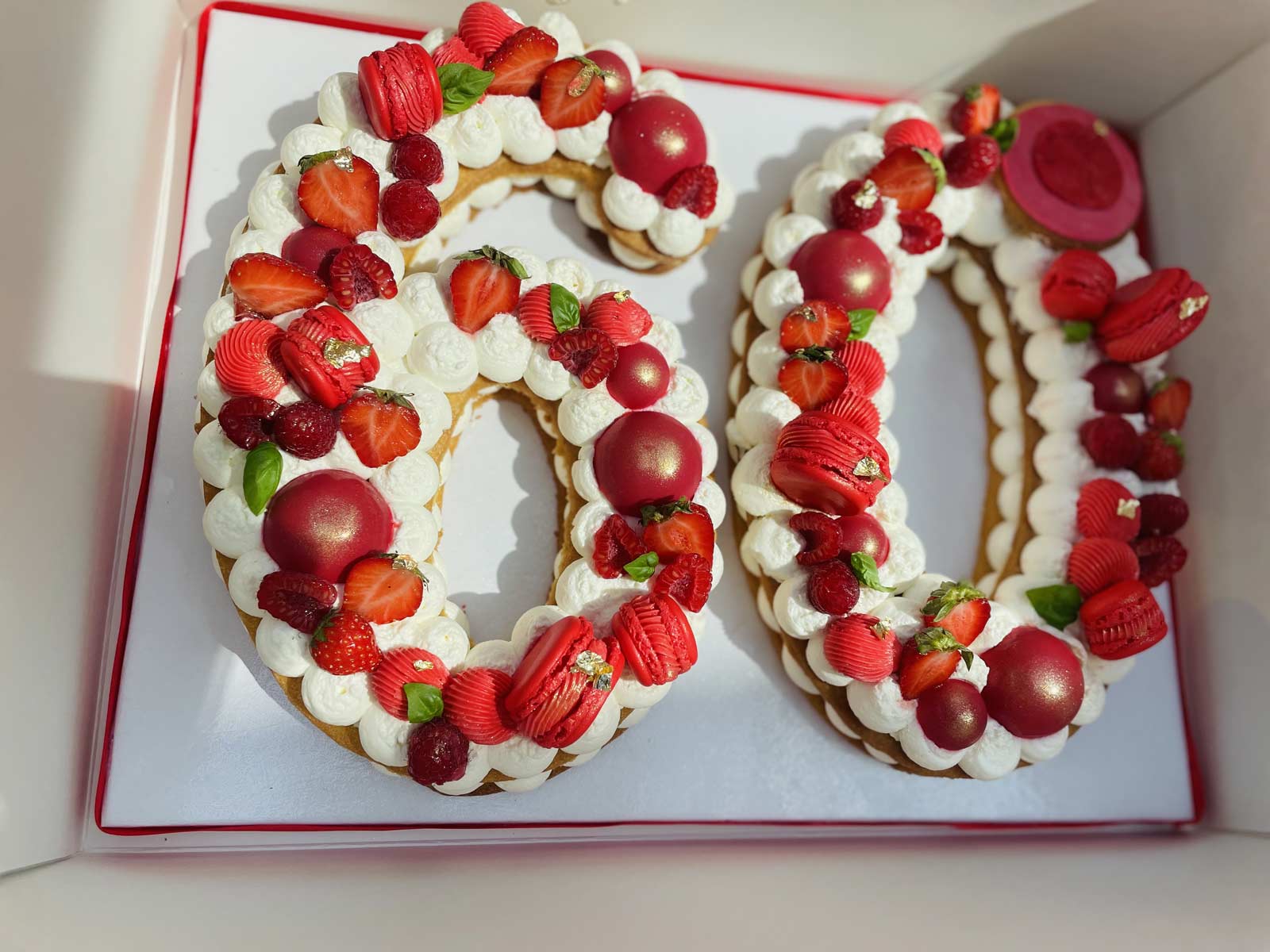 Cream Tart Flowers 4